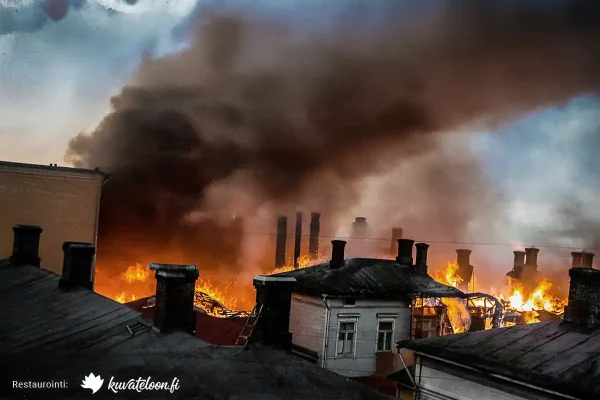 Palavaa Kyttälän kaupunginosaa Tampereen taistelun aikana
